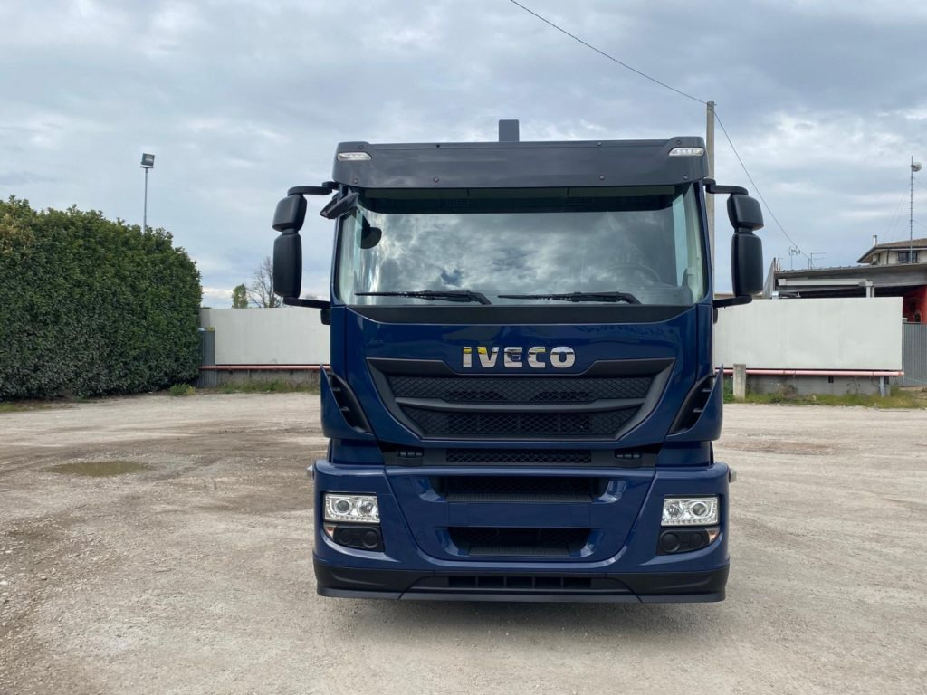 IVECO STRALIS 310 SCARRABILE FULL PNEUMATICO - Hook lift truck: picture 5 IVECO STRALIS 310 SCARRABILE FULL PNEUMATICO - Hook lift truck: picture 5