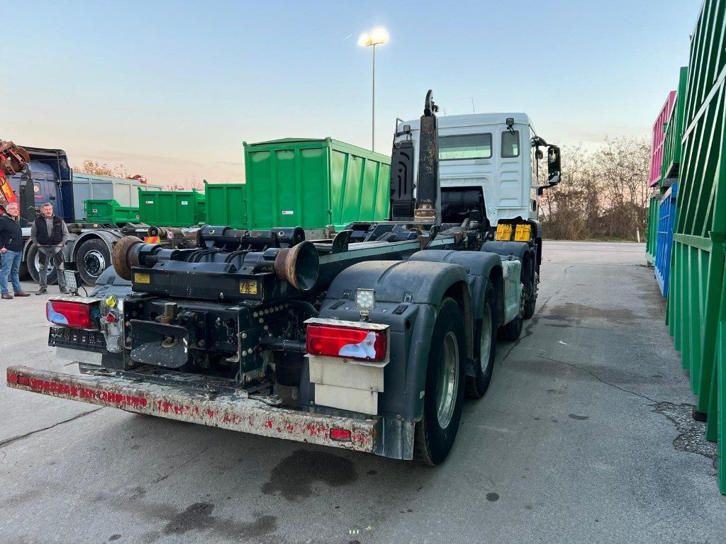 MAN TGS 35.480 SCARRABILE USATO 8X4 - Hook lift truck: picture 5 MAN TGS 35.480 SCARRABILE USATO 8X4 - Hook lift truck: picture 5