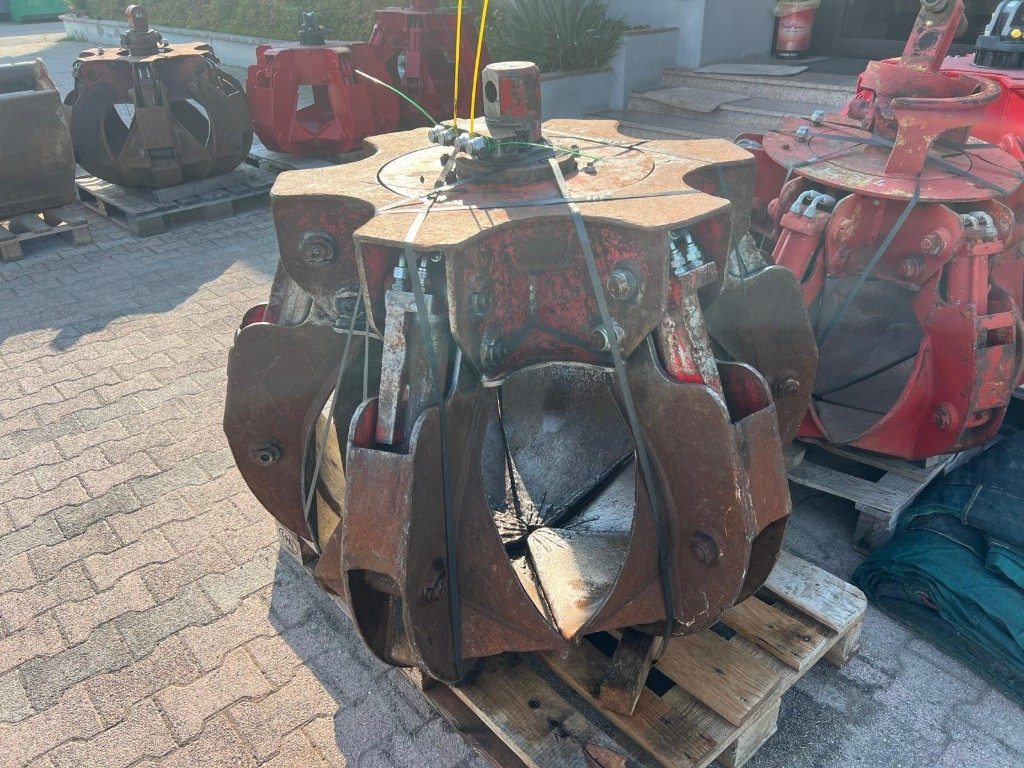 POLIPO USATO ROZZI A 6 PALE CON ROTORE - Grapple: picture 1 POLIPO USATO ROZZI A 6 PALE CON ROTORE - Grapple: picture 1