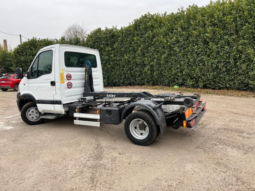 RENAULT MASCOTT SCARRABILE - Hook lift truck: picture 2 RENAULT MASCOTT SCARRABILE - Hook lift truck: picture 2