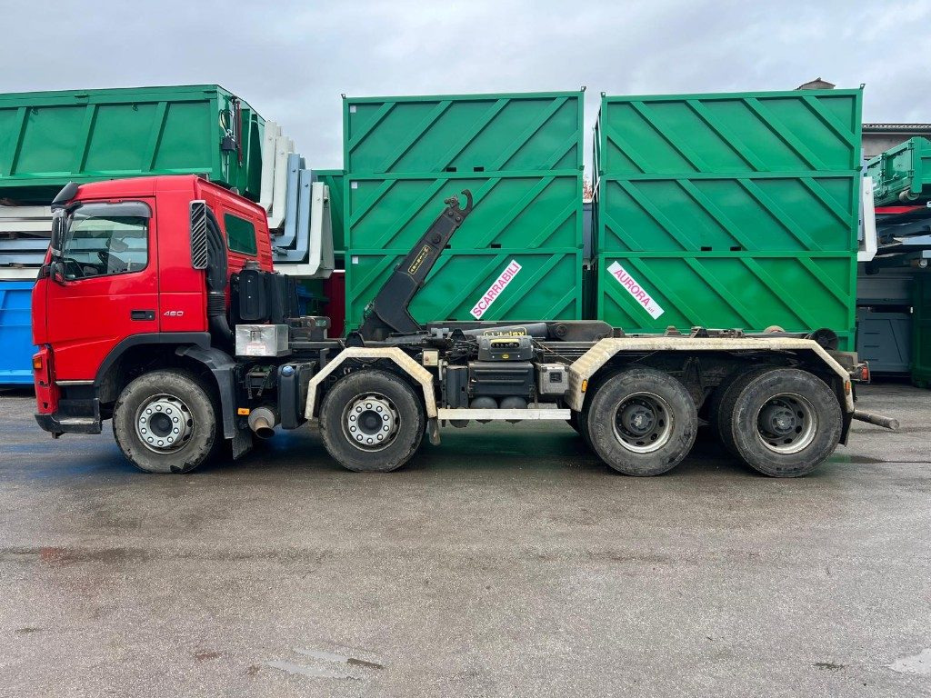 VOLVO FM460 SCARRABILE 8X4 - Hook lift truck: picture 2 VOLVO FM460 SCARRABILE 8X4 - Hook lift truck: picture 2