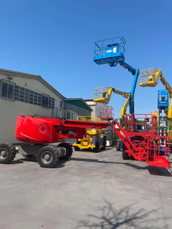 Haulotte HA16SPX - Articulated boom: picture 1 Haulotte HA16SPX - Articulated boom: picture 1