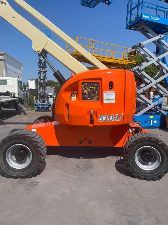 JLG 510AJ - Articulated boom: picture 2 JLG 510AJ - Articulated boom: picture 2