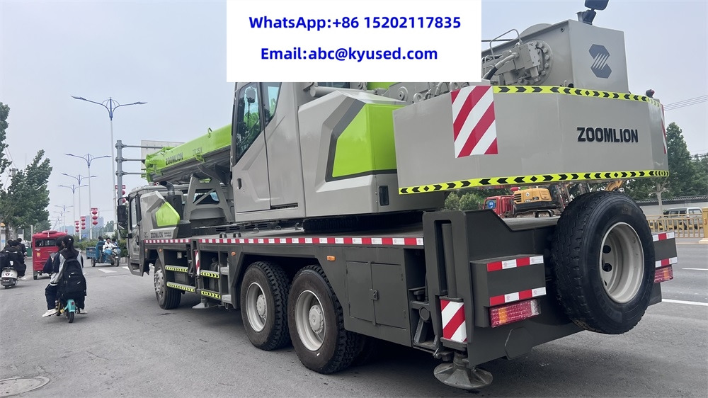 ZOOMLION ZTC251V QY25V 25TON 30TON 35TON 40TON 50TON 55TON 70TON 80TON 100T - Mobile crane: picture 5 ZOOMLION ZTC251V QY25V 25TON 30TON 35TON 40TON 50TON 55TON 70TON 80TON 100T - Mobile crane: picture 5