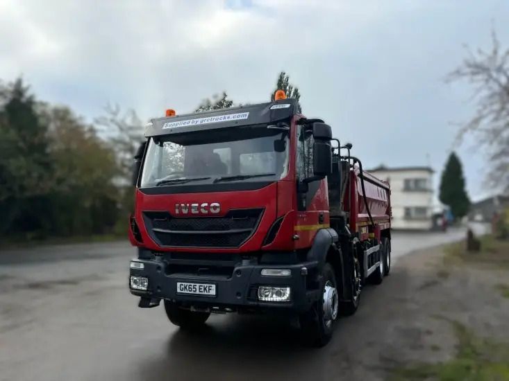 Iveco Trakker - Tipper: picture 1 Iveco Trakker - Tipper: picture 1