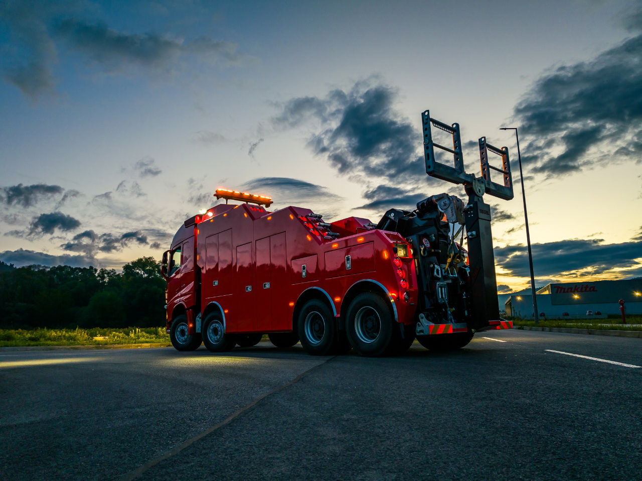 Volvo FH NEW ER4120 5 winches T-REX Volvo FH 540 8x4 WB6,0 White - Tow truck: picture 4 Volvo FH NEW ER4120 5 winches T-REX Volvo FH 540 8x4 WB6,0 White - Tow truck: picture 4