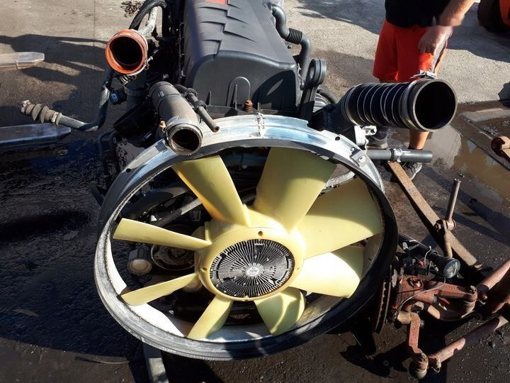 Renault DXI13 480 EURO 5 EEV truck - Engine for Truck: picture 4 Renault DXI13 480 EURO 5 EEV truck - Engine for Truck: picture 4