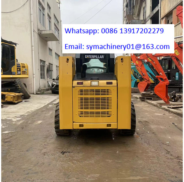 Skid steer loader Caterpillar 246D: picture 6