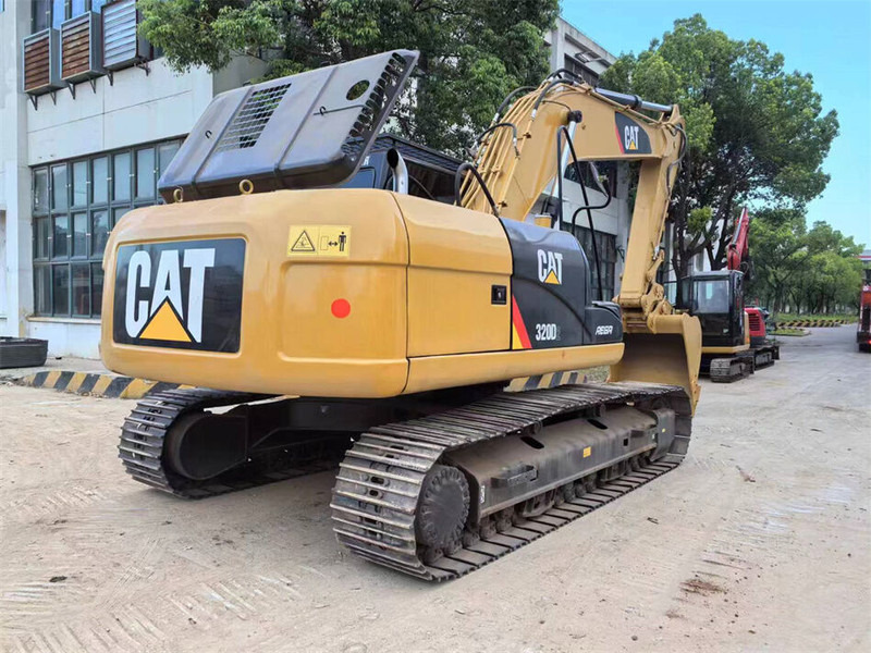 Caterpillar 320D2 - Crawler excavator: picture 2 Caterpillar 320D2 - Crawler excavator: picture 2