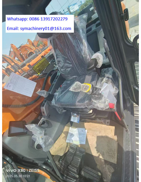 Doosan DX220 - Crawler excavator: picture 4 Doosan DX220 - Crawler excavator: picture 4