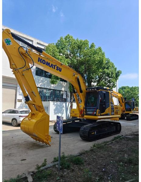 Crawler excavator Komatsu PC220-8: picture 6 Crawler excavator Komatsu PC220-8: picture 6