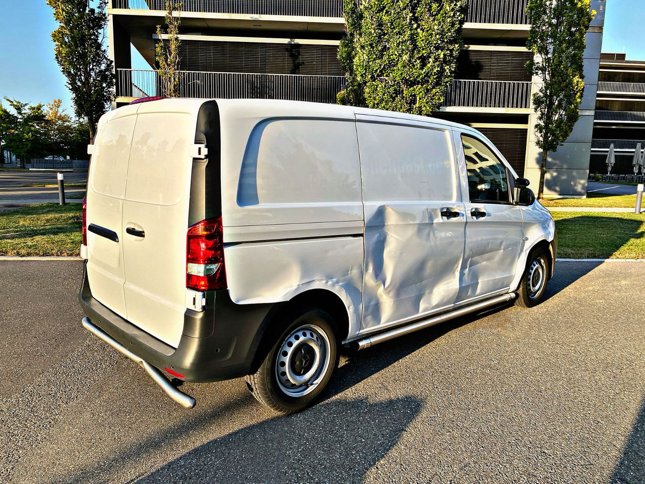 Mercedes-Benz Vito Kasten 111 CDI FWD kompakt|Kamera|Navi|19% - Small van: picture 3 Mercedes-Benz Vito Kasten 111 CDI FWD kompakt|Kamera|Navi|19% - Small van: picture 3