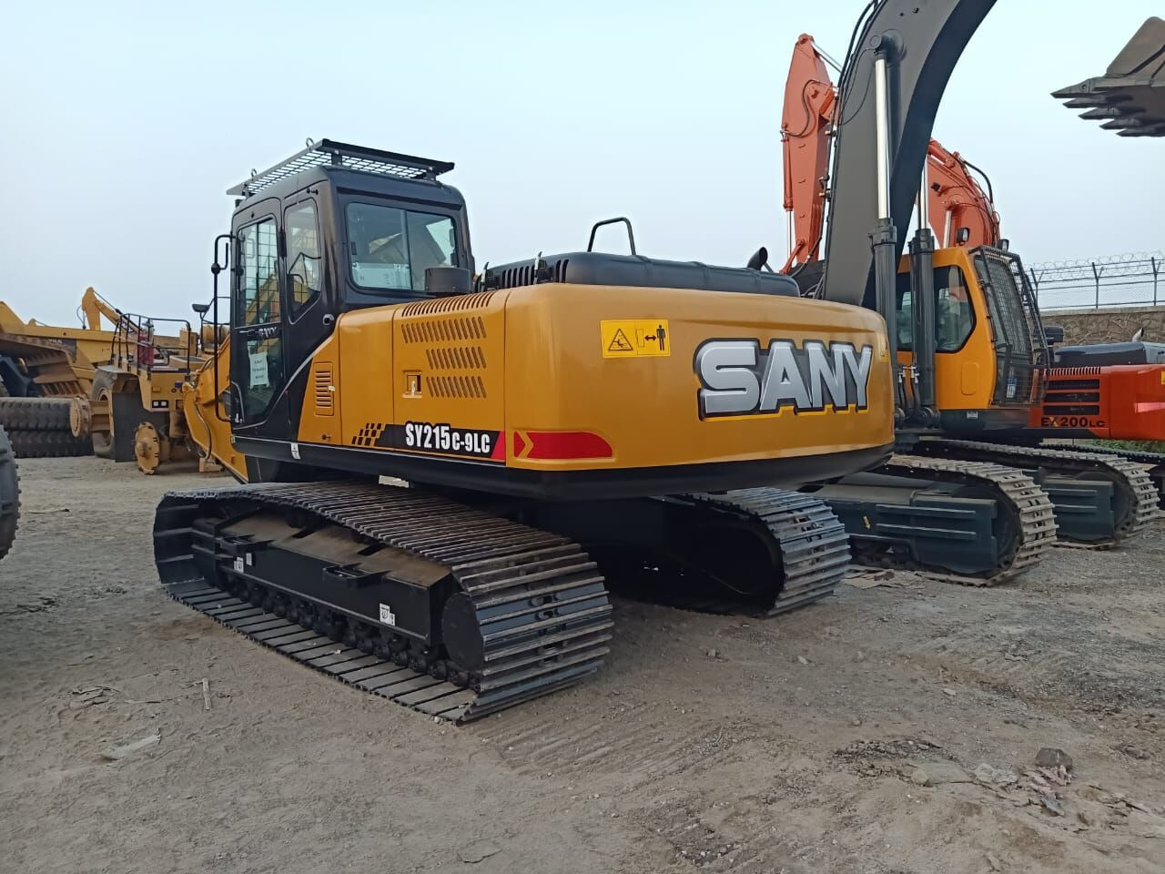 New Sany SY 215 MITSUBISHI ENGINE tracked excavator - Crawler excavator: picture 1 New Sany SY 215 MITSUBISHI ENGINE tracked excavator - Crawler excavator: picture 1