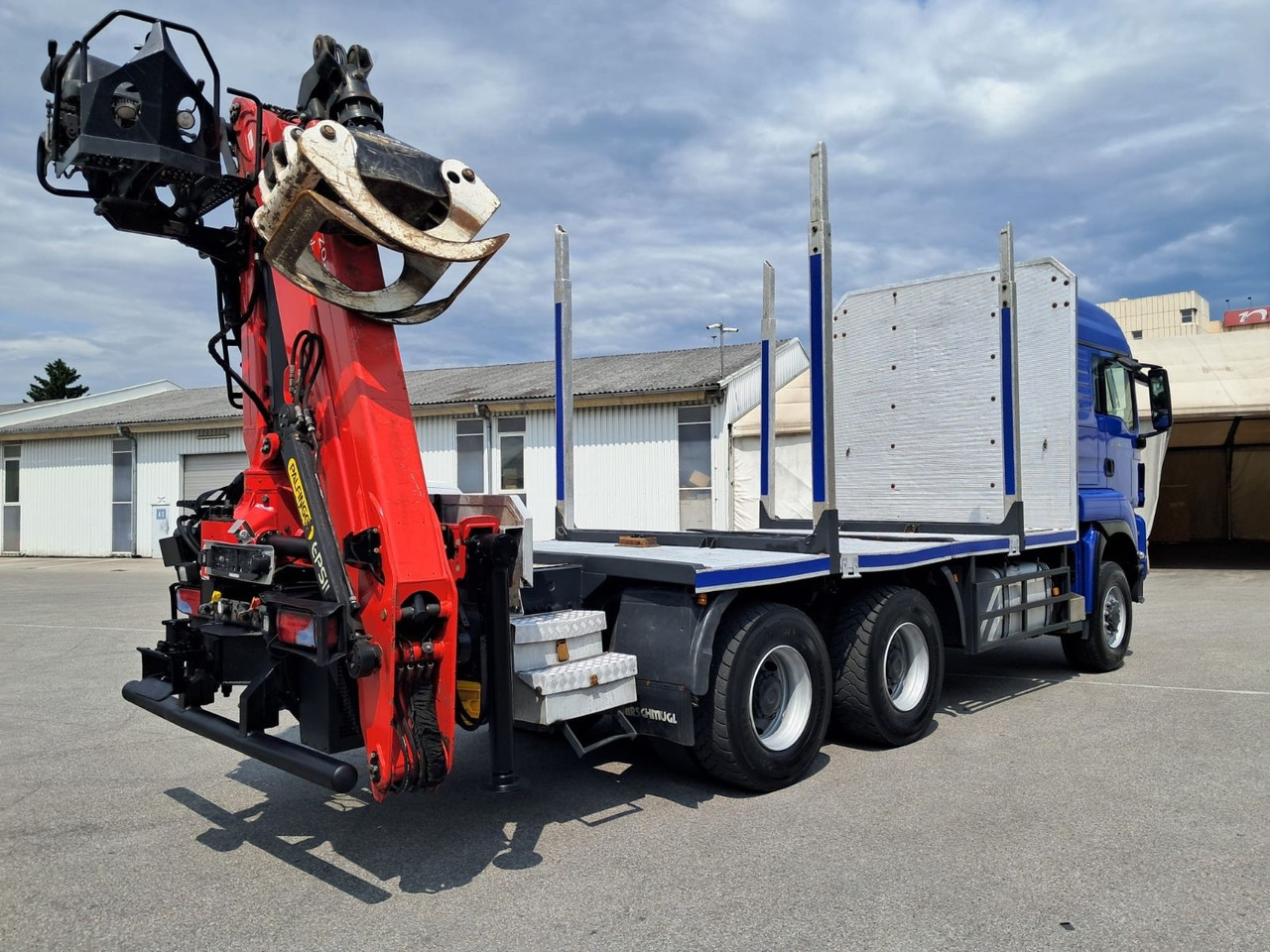 MAN TGS33 480 - Timber truck, Crane truck: picture 3 MAN TGS33 480 - Timber truck, Crane truck: picture 3