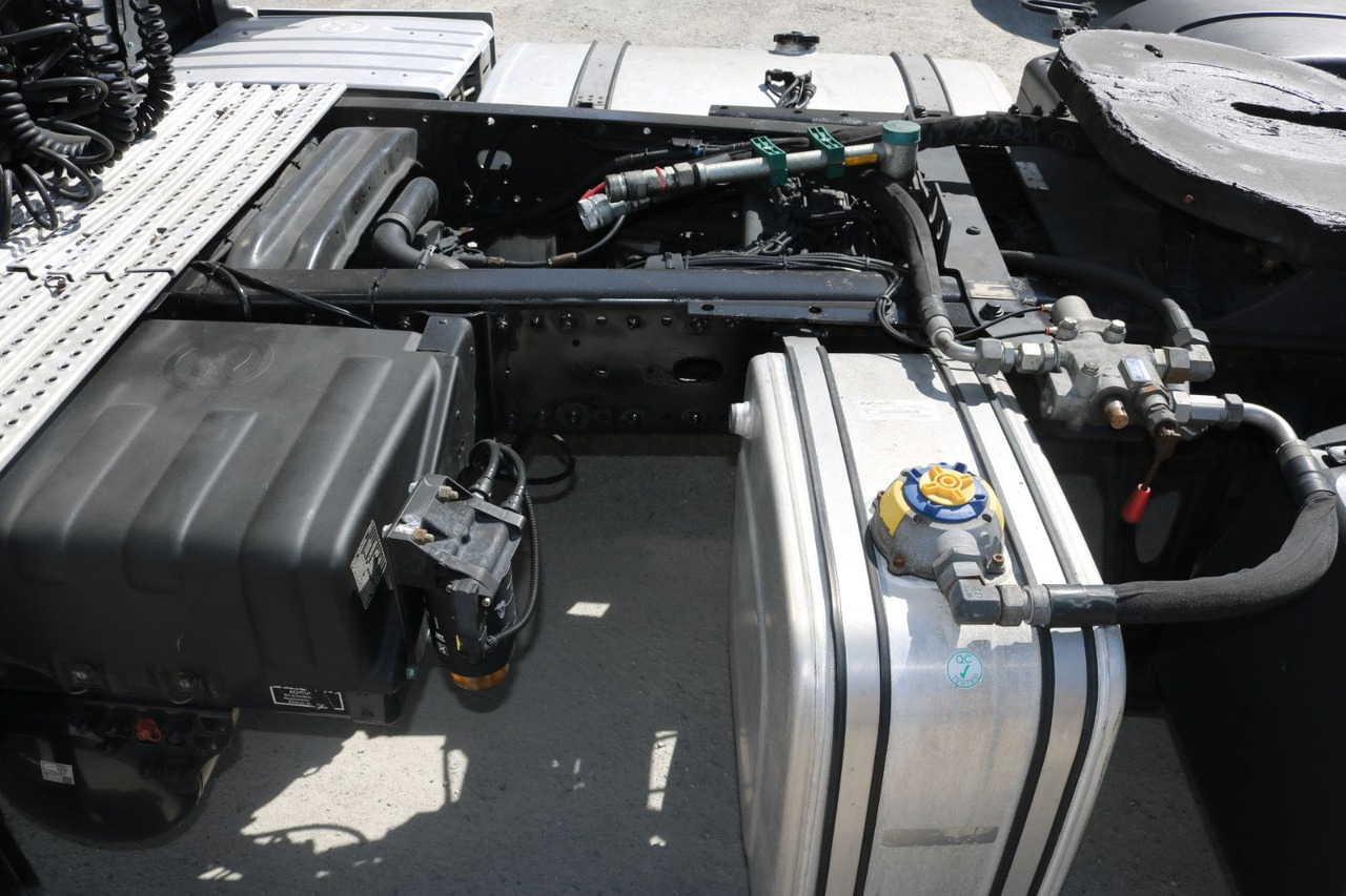 Tractor unit MAN TGX 18 500 XLX RETARDER KIPHYDRAULIK!!!: picture 15