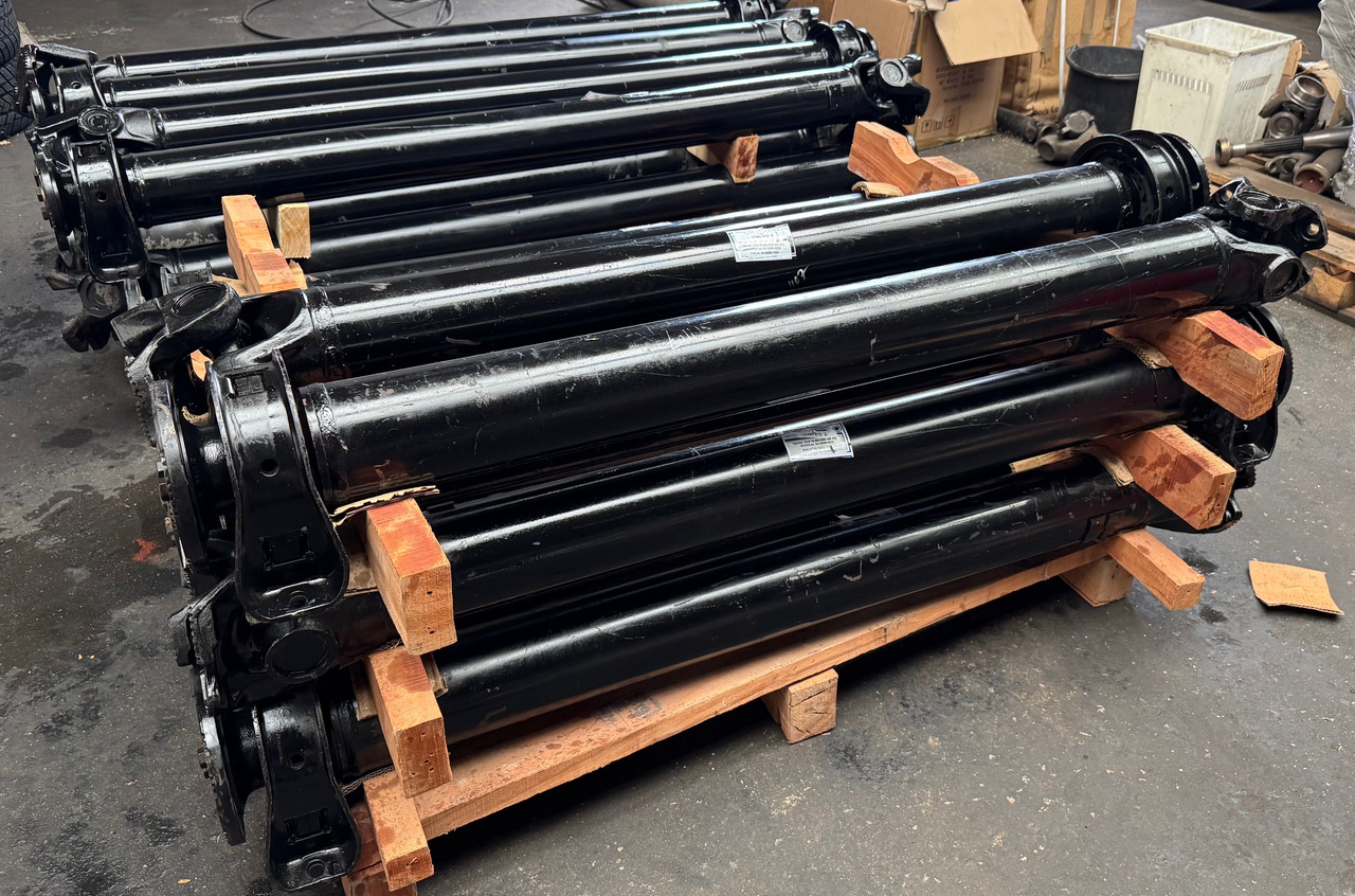 MAN - Drive shaft: picture 1 MAN - Drive shaft: picture 1