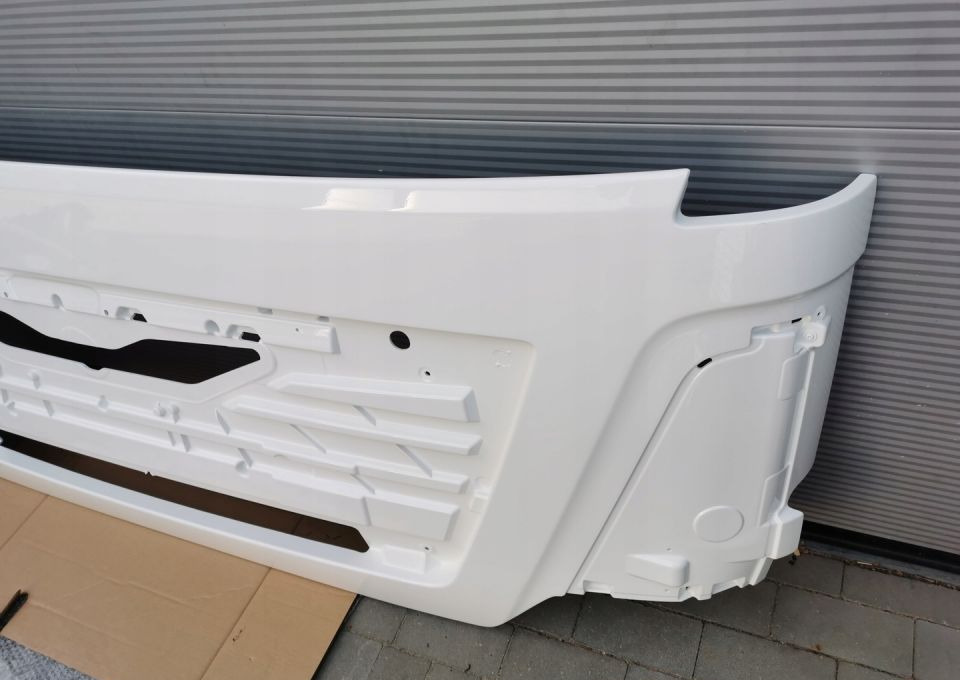 ATRAPA MASKA MAN TGX E6 RAL 9010 ORYGINAŁ - Hood for Truck: picture 3 ATRAPA MASKA MAN TGX E6 RAL 9010 ORYGINAŁ - Hood for Truck: picture 3