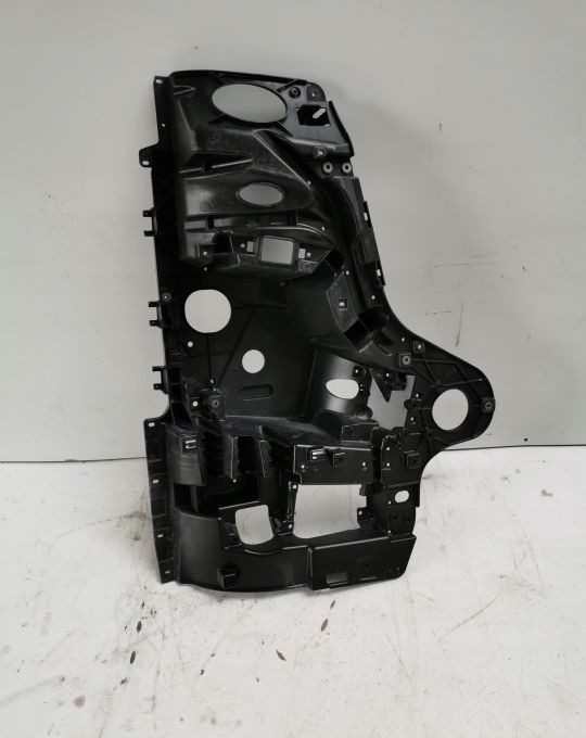 Bumper GARNEK MERCEDES ACTROS MP4 RH.Wysoki ORYGINAŁ.: picture 1