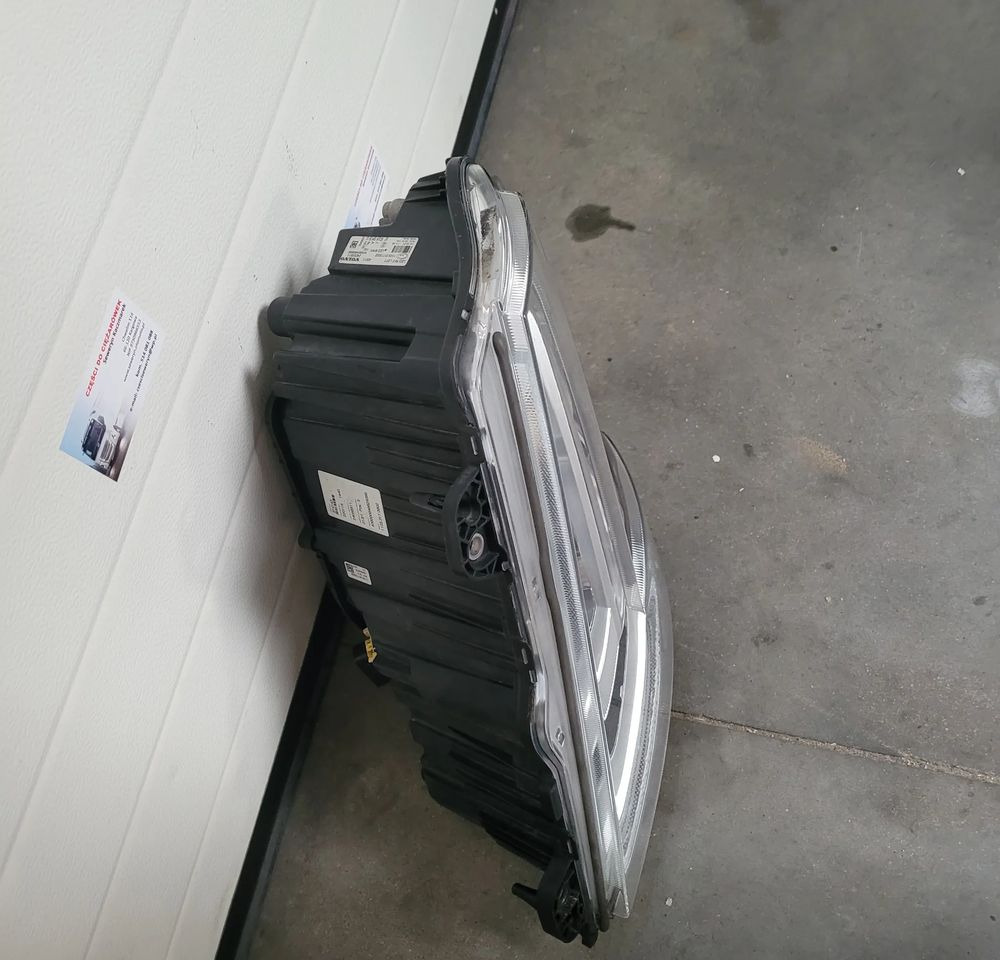 LAMPA LED LH VOLVO FH5 ORYGINAŁ 24056511 CHWALIM116 - Lights/ Lighting for Truck: picture 2 LAMPA LED LH VOLVO FH5 ORYGINAŁ 24056511 CHWALIM116 - Lights/ Lighting for Truck: picture 2