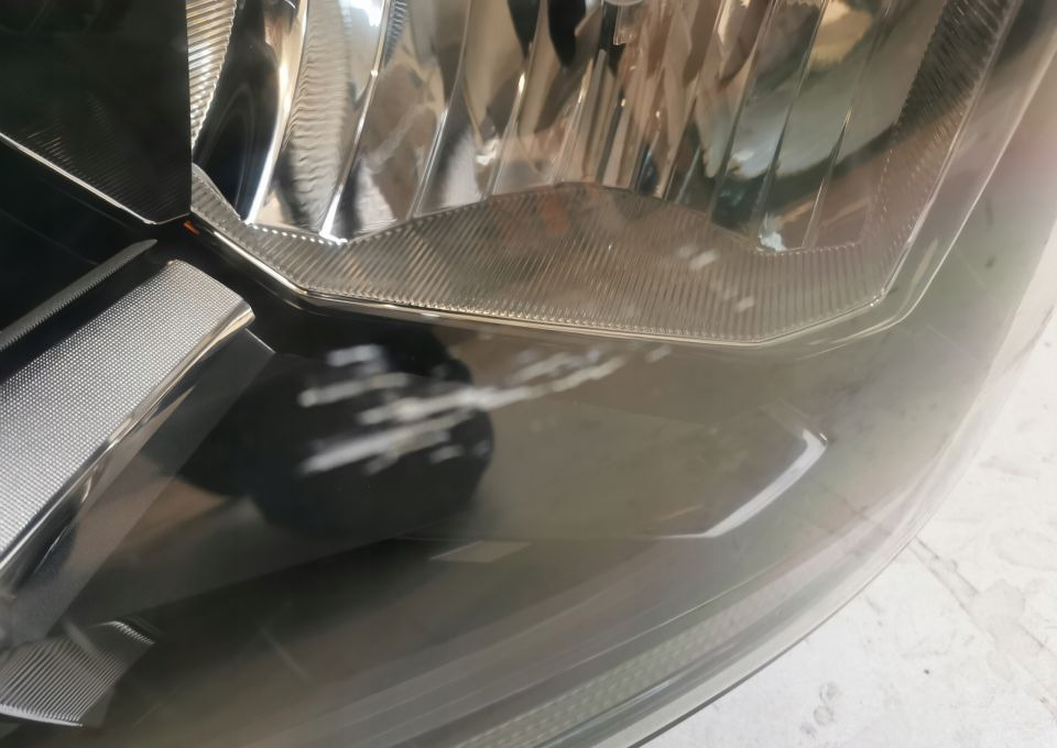 LAMPA MAN TGE VW CRAFTER ORYGINAŁ LEWA - Headlight for Commercial vehicle: picture 2 LAMPA MAN TGE VW CRAFTER ORYGINAŁ LEWA - Headlight for Commercial vehicle: picture 2