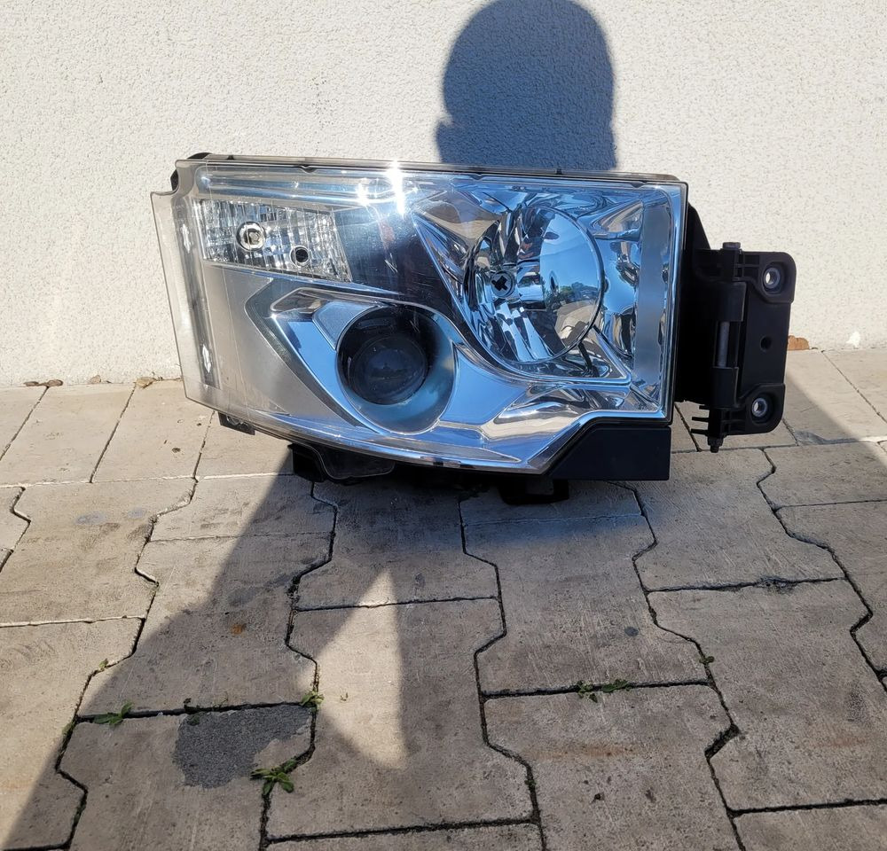 LAMPA RENAULT RANGE T GAMA RH 7482251395 ORYGINAŁ - Lights/ Lighting for Truck: picture 1 LAMPA RENAULT RANGE T GAMA RH 7482251395 ORYGINAŁ - Lights/ Lighting for Truck: picture 1