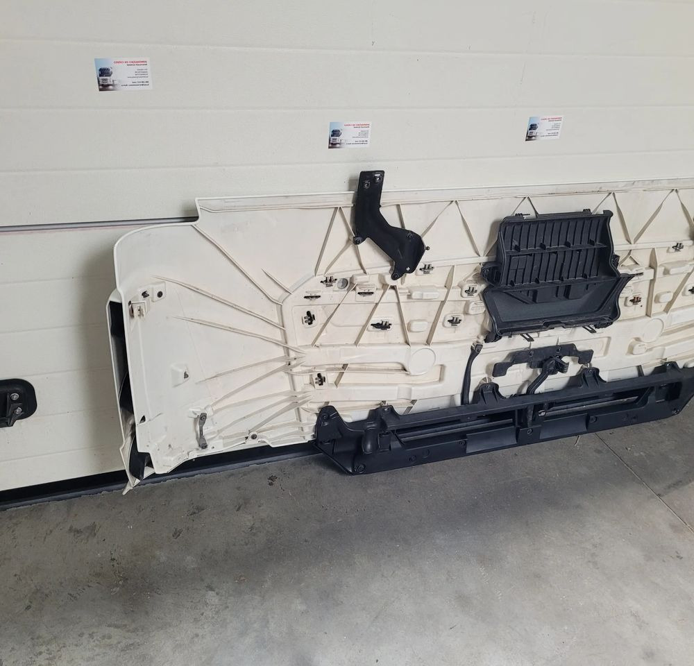 Hood for Truck MASKA ATRAPA MAN TGX TG3 NM.ORYGINAŁ 81.61110-6112 CHWALIM116: picture 6