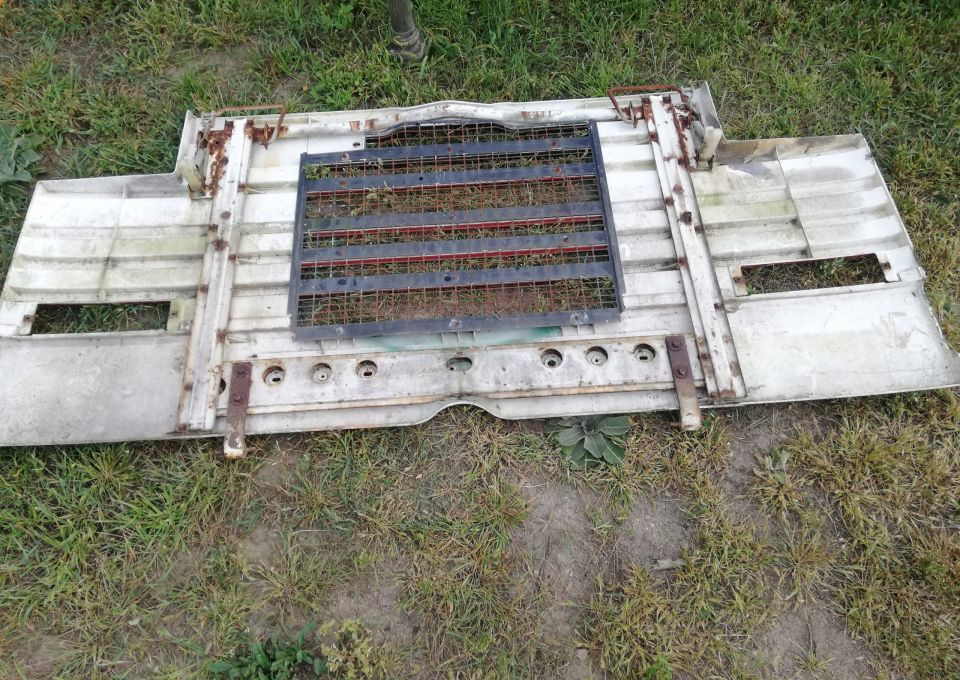 MASKA ATRAPA SCANIA 113 ORYGINAŁ - Hood for Truck: picture 2 MASKA ATRAPA SCANIA 113 ORYGINAŁ - Hood for Truck: picture 2