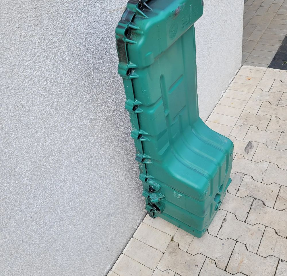 MISKA OLEJOWA VOLVO FH5 ORYGINAŁ 23702252 - Oil pan for Truck: picture 3 MISKA OLEJOWA VOLVO FH5 ORYGINAŁ 23702252 - Oil pan for Truck: picture 3