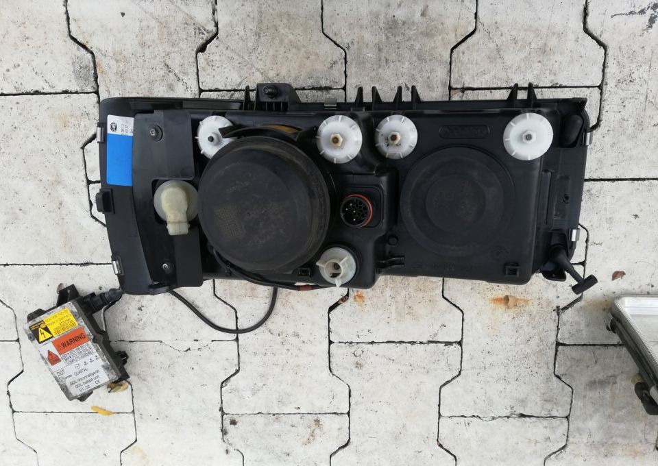 XENONY KOMPLET DAF XF 105 ORYGINAŁ - Headlight for Truck: picture 5 XENONY KOMPLET DAF XF 105 ORYGINAŁ - Headlight for Truck: picture 5