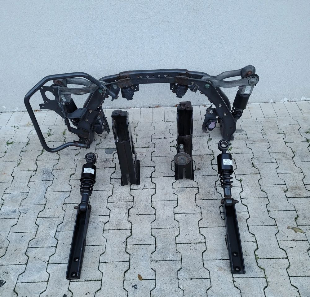 ZAWIESZENIE KABINY MERCEDES ACTROS MP4 - Cab suspension for Truck: picture 1 ZAWIESZENIE KABINY MERCEDES ACTROS MP4 - Cab suspension for Truck: picture 1