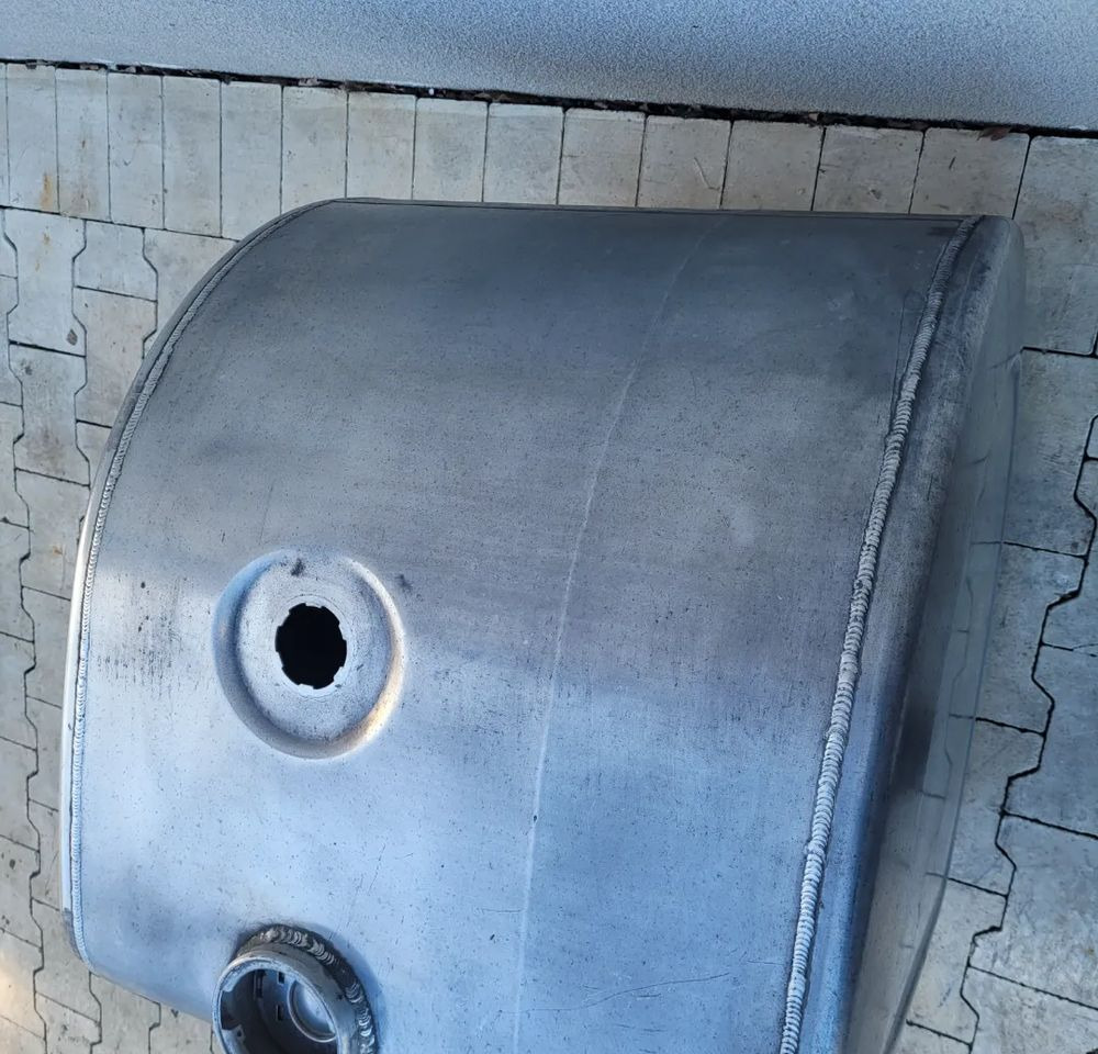 ZBIORNIK PALIWA VOLVO FH FM 60X70X70 - Fuel tank for Truck: picture 5 ZBIORNIK PALIWA VOLVO FH FM 60X70X70 - Fuel tank for Truck: picture 5