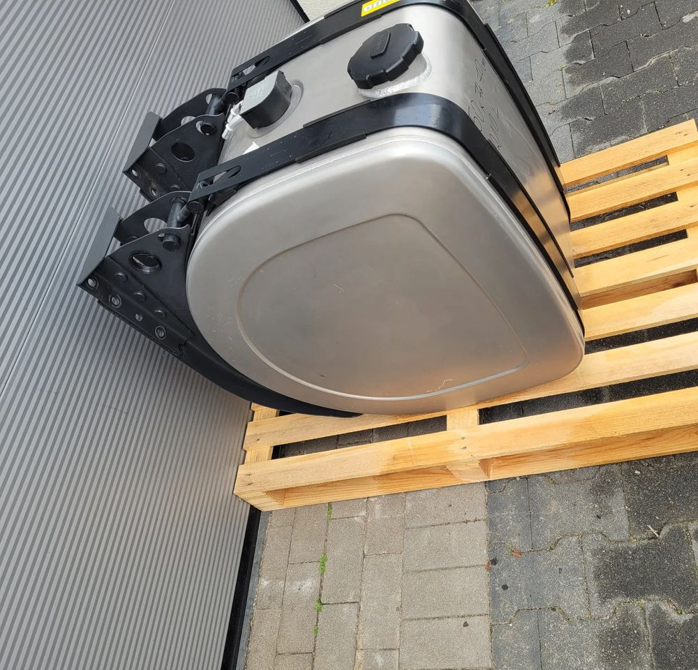 ZBIORNIK PALIWA VOLVO FH4 FH5 RENAULT 21516443 210L CHWALIM116 - Fuel tank for Truck: picture 2 ZBIORNIK PALIWA VOLVO FH4 FH5 RENAULT 21516443 210L CHWALIM116 - Fuel tank for Truck: picture 2