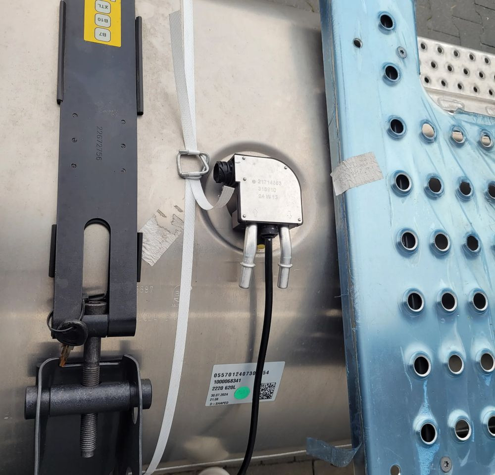 ZBIORNIK PALWA VOLVO FH4 FH5 FMX 21335687 155X70X70CM 620L CHWALIM116 - Fuel processing/ Fuel delivery for Truck: picture 5 ZBIORNIK PALWA VOLVO FH4 FH5 FMX 21335687 155X70X70CM 620L CHWALIM116 - Fuel processing/ Fuel delivery for Truck: picture 5