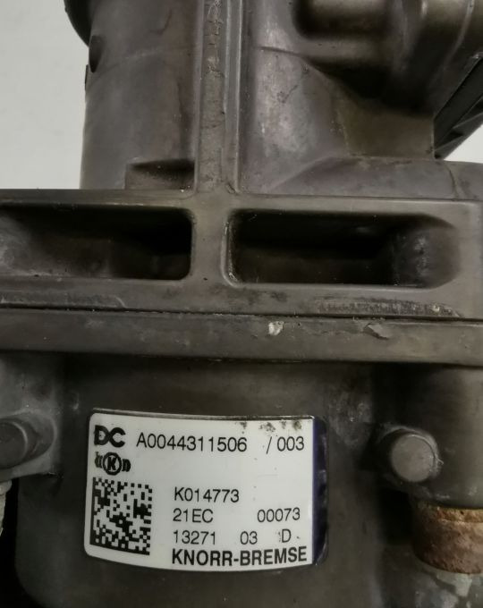 Zawór GŁÓWNY HAMULCA ACTROS MP4 A0044311506 KNOR - Brake valve for Truck: picture 2 Zawór GŁÓWNY HAMULCA ACTROS MP4 A0044311506 KNOR - Brake valve for Truck: picture 2