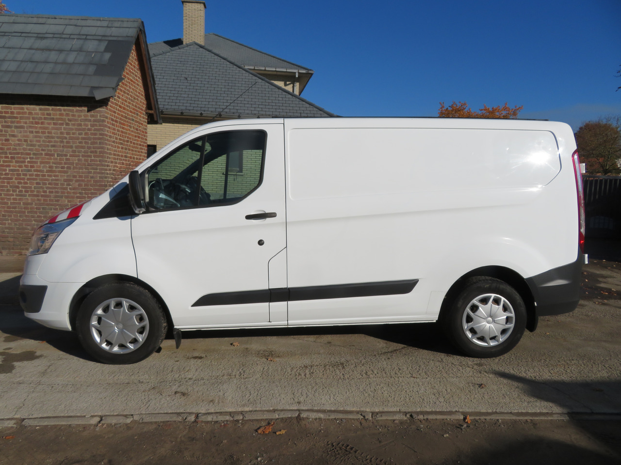 Ford Transit Custom 2.0tdci - Small van: picture 4 Ford Transit Custom 2.0tdci - Small van: picture 4