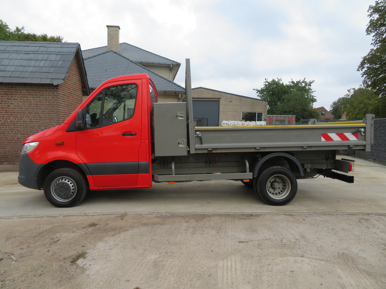 Mercedes-Benz Sprinter 514cdi - Tipper van: picture 4 Mercedes-Benz Sprinter 514cdi - Tipper van: picture 4