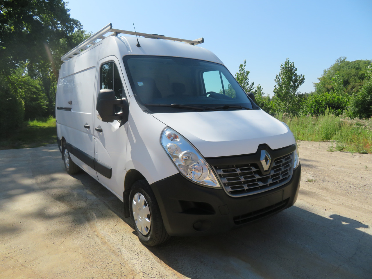 RENAULT Master 2.3dCi Energy Grand Confort & Media Nav - L2H2 - Small van: picture 1 RENAULT Master 2.3dCi Energy Grand Confort & Media Nav - L2H2 - Small van: picture 1