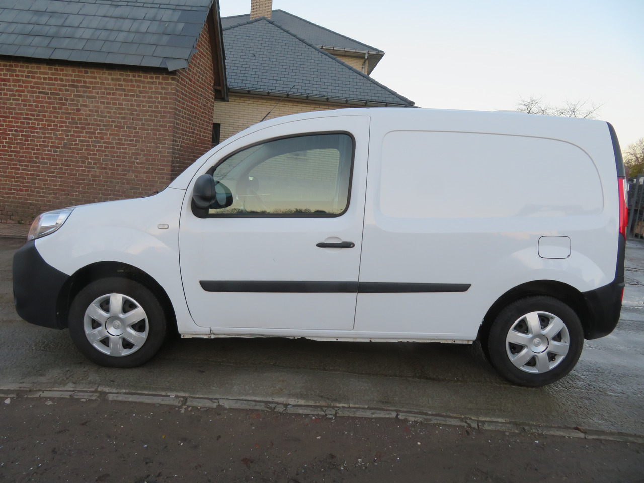 Renault Kangoo EXPRESS ENERGY 1.5dCi - Small van: picture 4 Renault Kangoo EXPRESS ENERGY 1.5dCi - Small van: picture 4