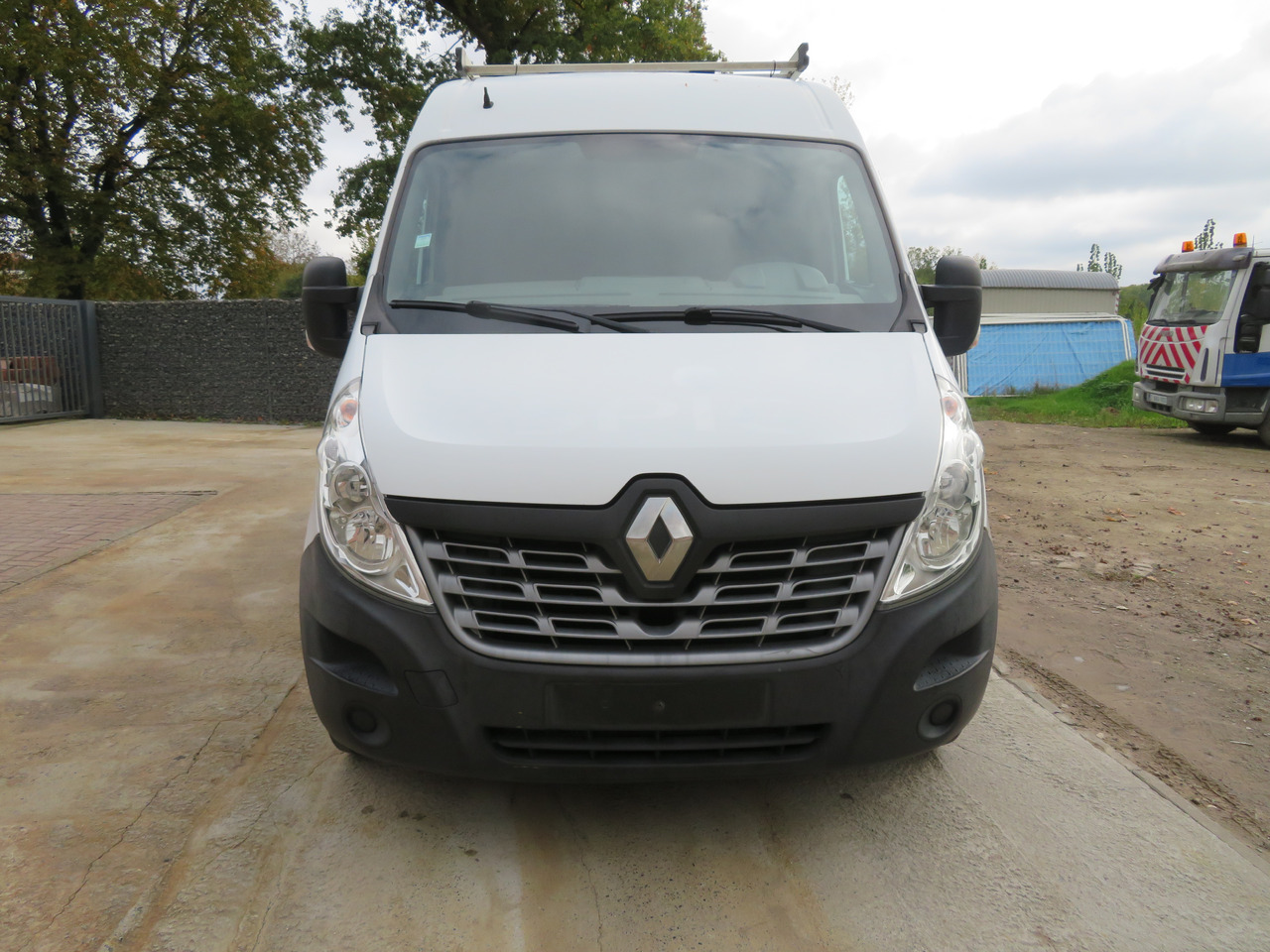 Renault Master 2.3dCi Grand Confort - L2H2 - Panel van: picture 2 Renault Master 2.3dCi Grand Confort - L2H2 - Panel van: picture 2