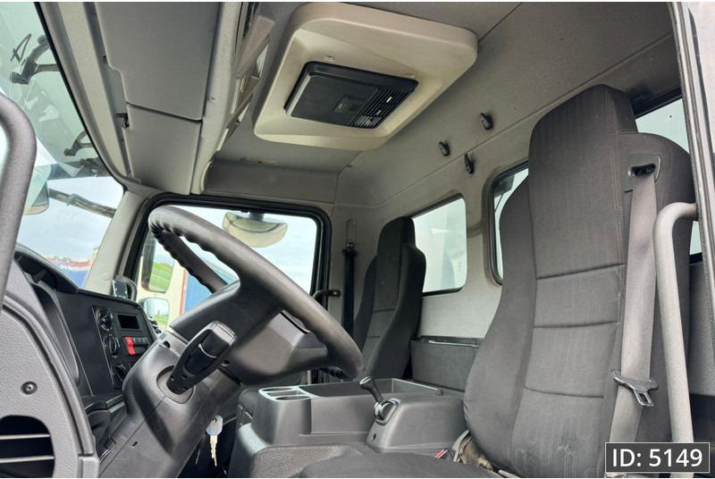 Mercedes-Benz Atego 816 Day Cab, Euro 6, BDF / Automatic / standklima / Hydraulic system - Container transporter/ Swap body truck: picture 5 Mercedes-Benz Atego 816 Day Cab, Euro 6, BDF / Automatic / standklima / Hydraulic system - Container transporter/ Swap body truck: picture 5
