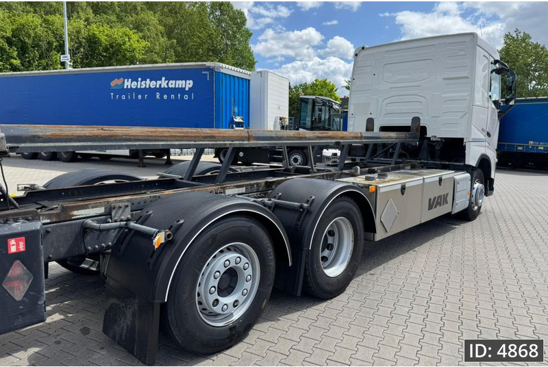 Volvo FH 500 Globetrotter, Euro 6, / 6x2 / Hydraulic body / frame 7.4 m / Tail lift - Container transporter/ Swap body truck: picture 5 Volvo FH 500 Globetrotter, Euro 6, / 6x2 / Hydraulic body / frame 7.4 m / Tail lift - Container transporter/ Swap body truck: picture 5