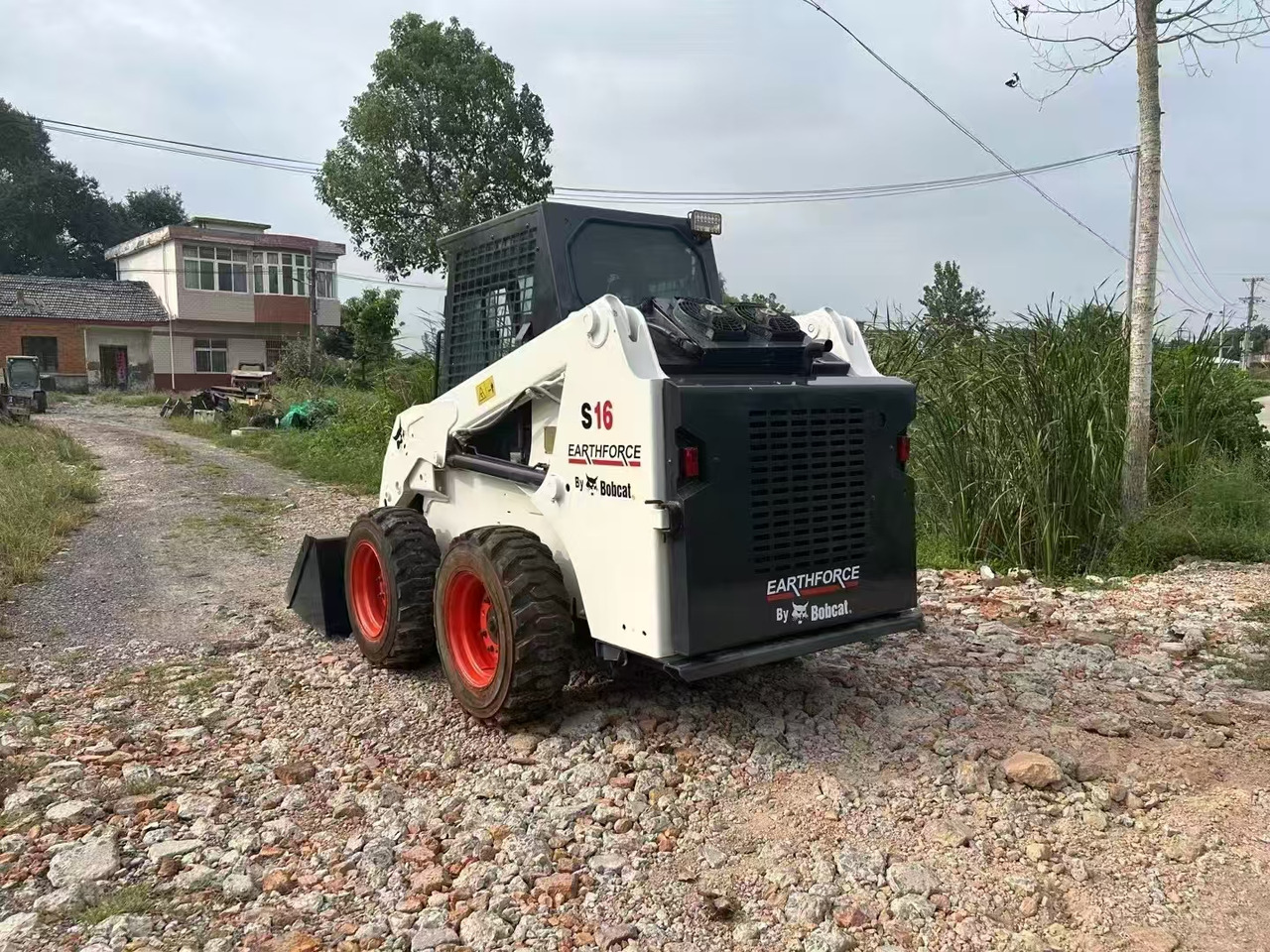 Skid steer loader BOBCAT Skid Steer Loader S16: picture 7 Skid steer loader BOBCAT Skid Steer Loader S16: picture 7