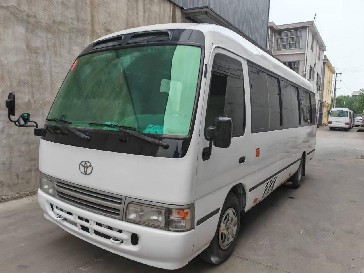 TOYOTA Coaster - Bus: picture 1 TOYOTA Coaster - Bus: picture 1