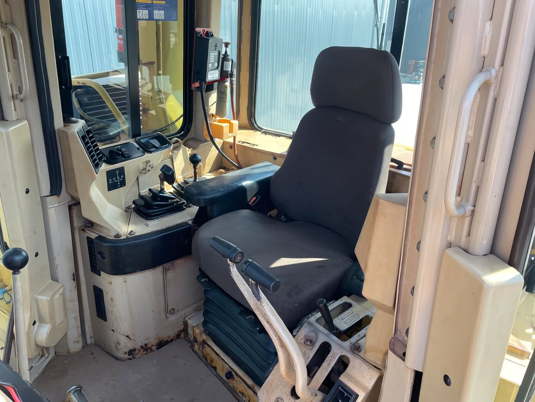 Bulldozer CAT Bulldozer D9R Click for Discount: picture 7 Bulldozer CAT Bulldozer D9R Click for Discount: picture 7