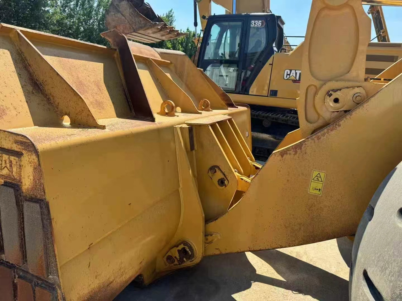 CATERPILLAR 982 Wheel Loader Click for Discount - Wheel loader: picture 2 CATERPILLAR 982 Wheel Loader Click for Discount - Wheel loader: picture 2