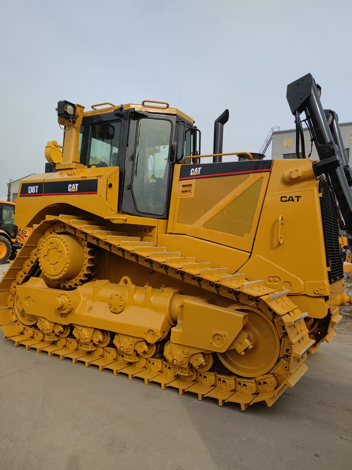 CATERPILLAR D8T - Bulldozer: picture 4 CATERPILLAR D8T - Bulldozer: picture 4
