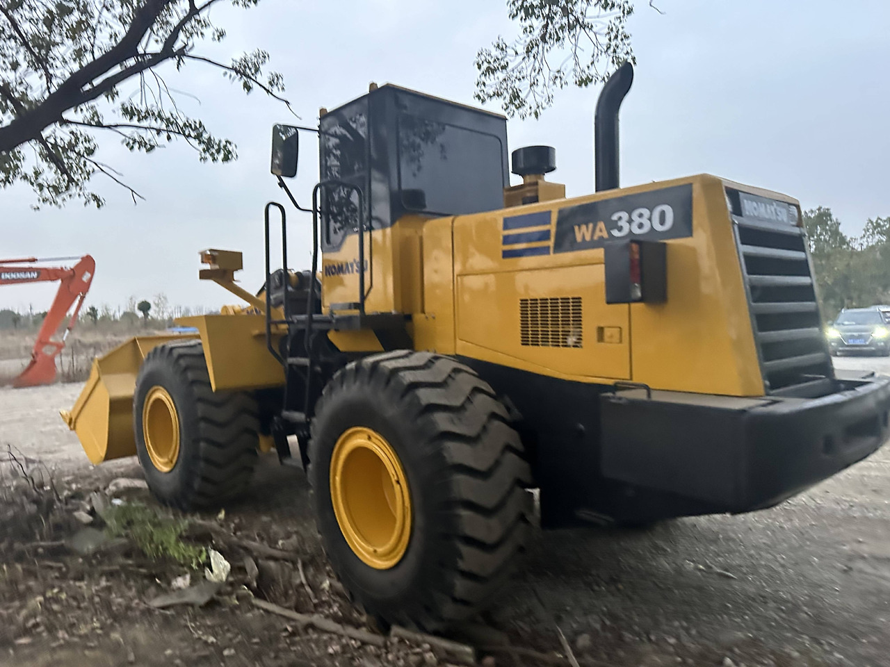 KOMATSU WA380 Wheel Loader Click for Discount - Wheel loader: picture 2 KOMATSU WA380 Wheel Loader Click for Discount - Wheel loader: picture 2