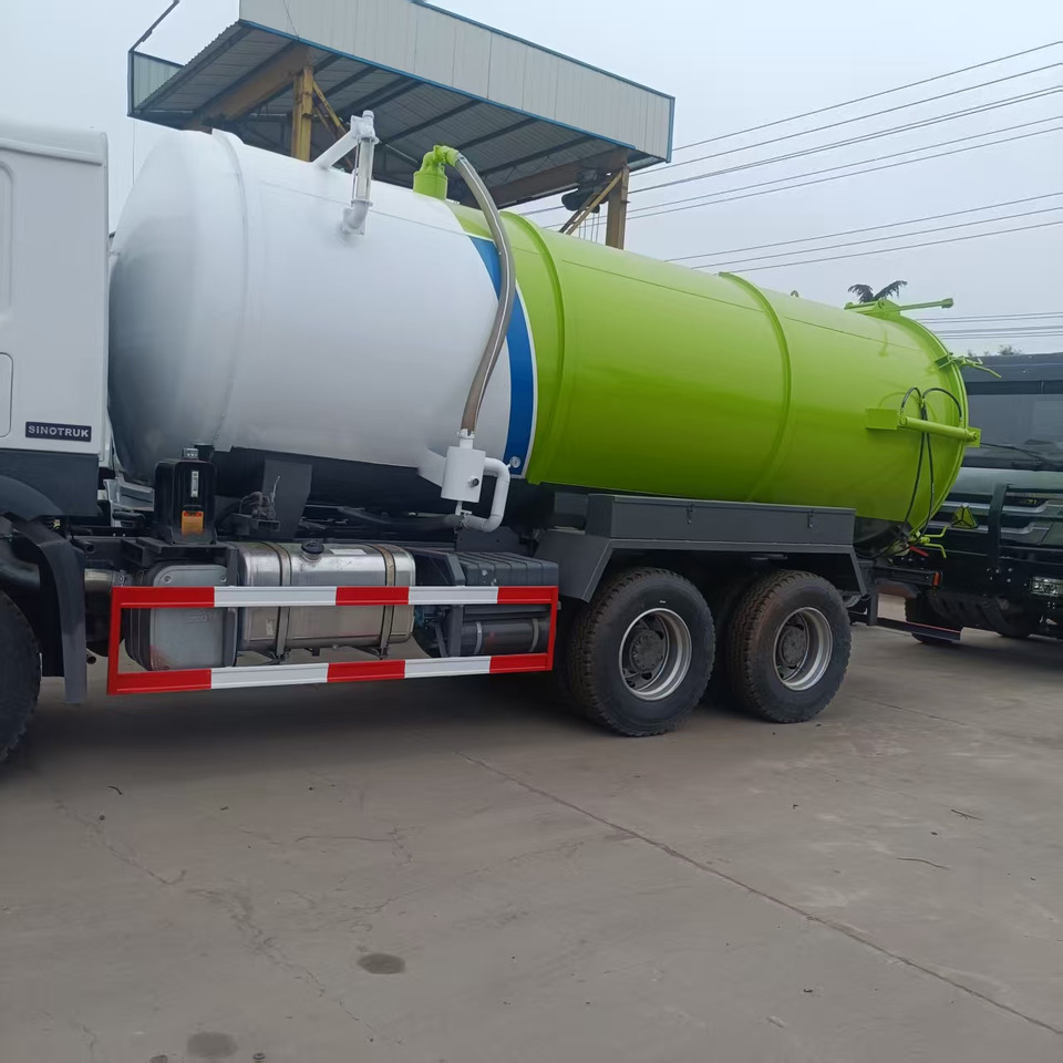 Sinotruk Howo Howo 6x4 Large Vacuum Suction Truck - Vacuum truck: picture 2 Sinotruk Howo Howo 6x4 Large Vacuum Suction Truck - Vacuum truck: picture 2