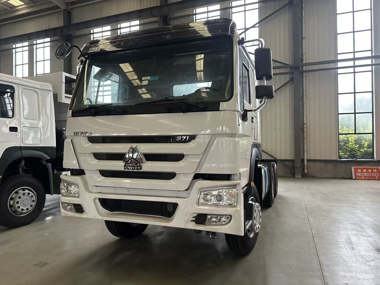 HOWO Truck Unit 6✖4 Click Here for Discount - Tractor unit: picture 2 HOWO Truck Unit 6✖4 Click Here for Discount - Tractor unit: picture 2
