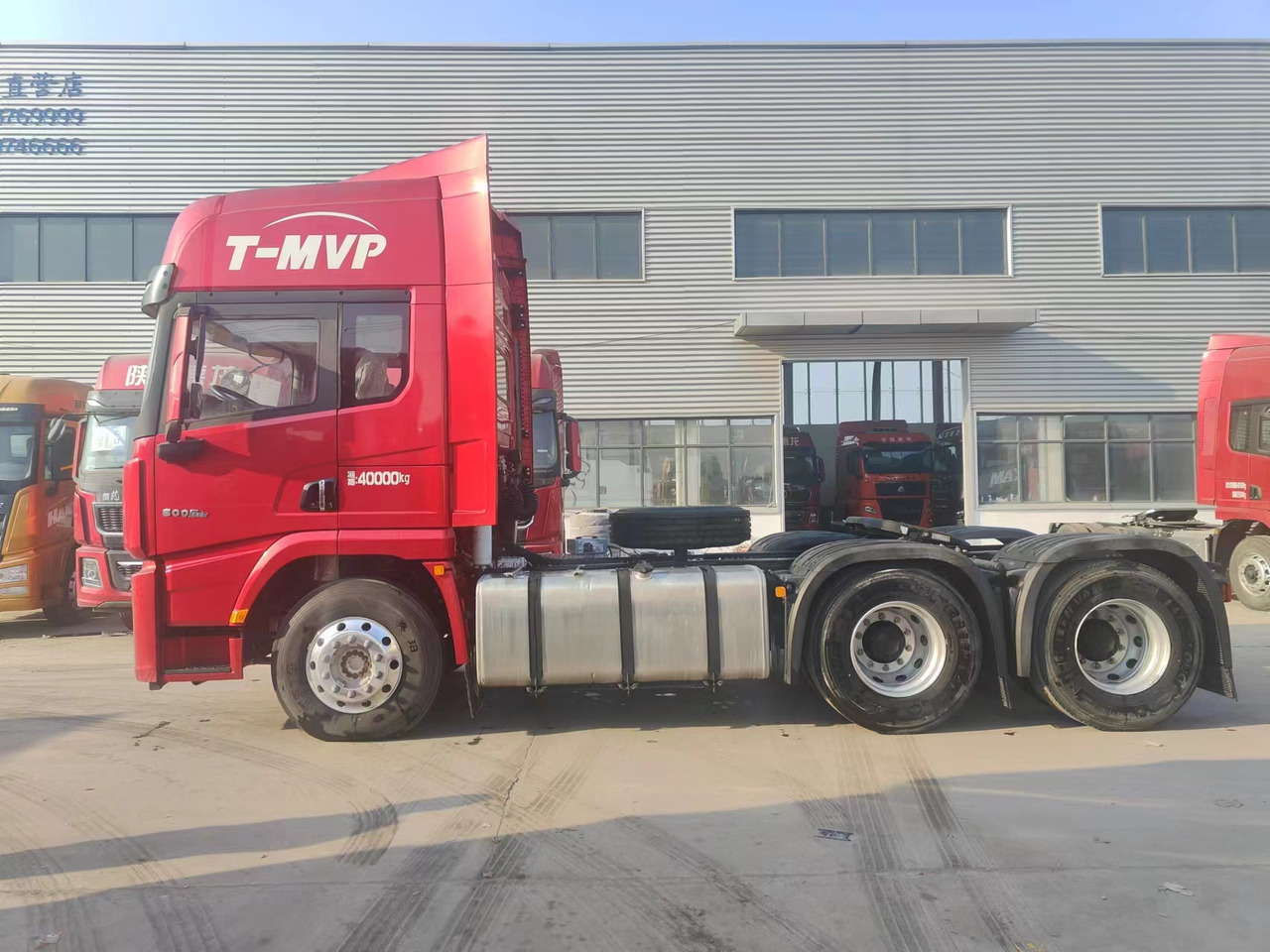 SINOTRUK Delong X5000 4X2 Automatic Tractor Unit - Tractor unit: picture 5 SINOTRUK Delong X5000 4X2 Automatic Tractor Unit - Tractor unit: picture 5